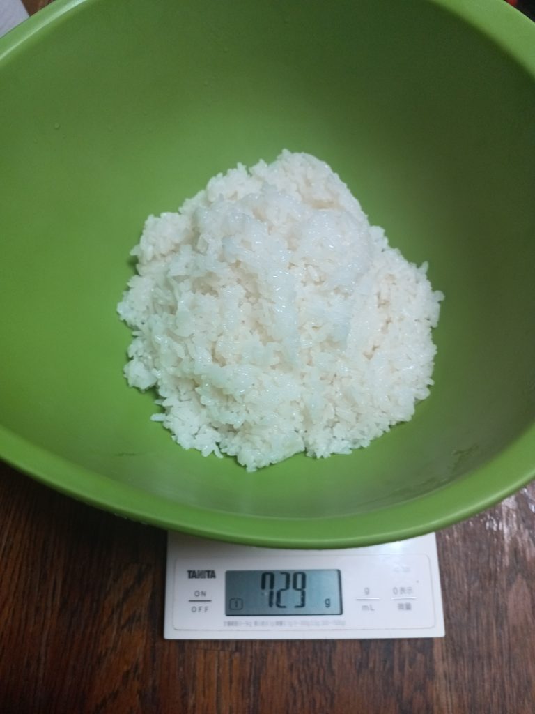 糯米炊き上がり重量は729g。